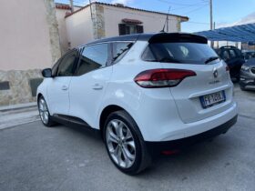
									RENAULT SCENIC CC 1.5 DCI 110 CV SPORT EDITION full								