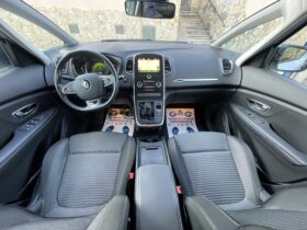 
									RENAULT SCENIC CC 1.5 DCI 110 CV SPORT EDITION full								