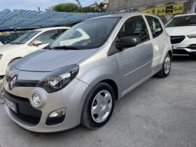 
									RENAULT TWINGO CC 1.2 BENZINA full								
