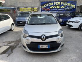 
									RENAULT TWINGO CC 1.2 BENZINA full								