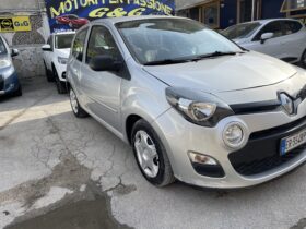 
									RENAULT TWINGO CC 1.2 BENZINA full								