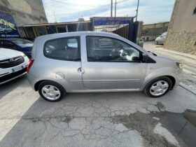 
									RENAULT TWINGO CC 1.2 BENZINA full								
