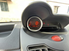 
									RENAULT TWINGO CC 1.2 BENZINA full								
