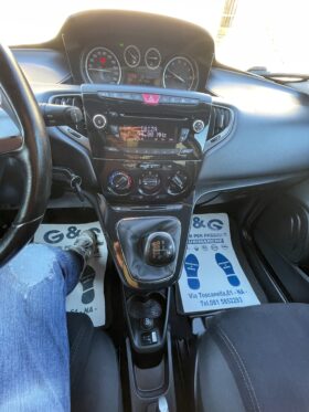
									LANCIA YPSILON CC 1.2 FIRE full								
